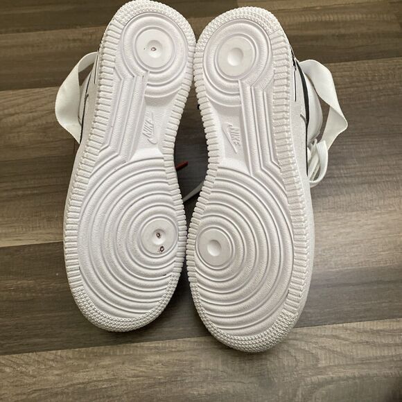 Nike Air Force 1 High White GS Shoes Black Swoosh Youth Size 4.Y 653998-102 - Picture 7 of 12